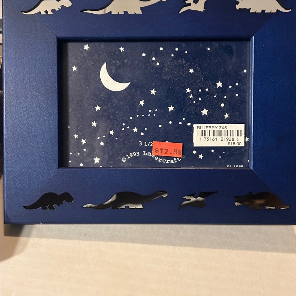 Dinosaur Frame - Picture 5 of 5